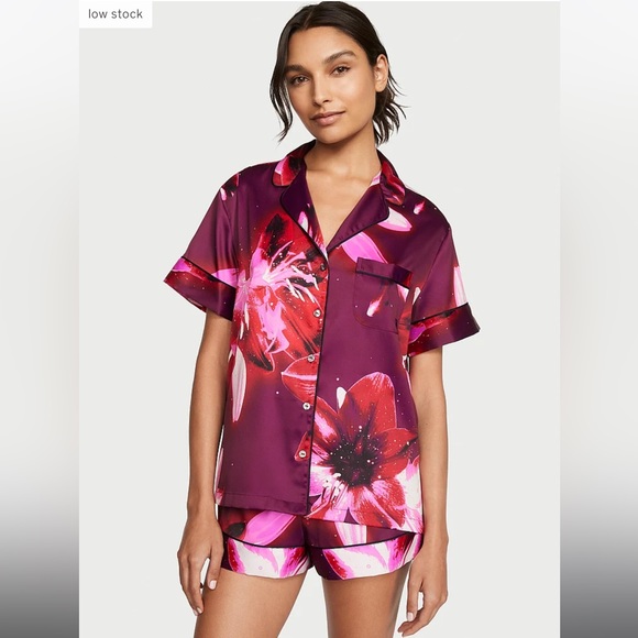 Victoria's Secret Other - Victoria Secret NWT Satin colorful Short Pijama Set.